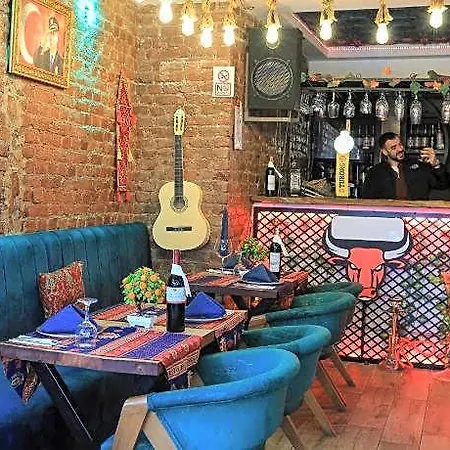 Istanbul Guesthouse Hostel Hotel
