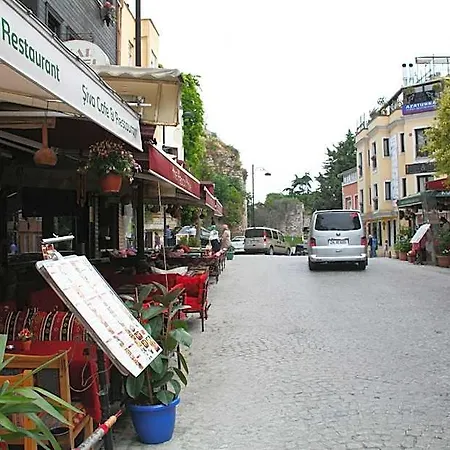 فندق Istanbul Guesthouse Hostel 3*
