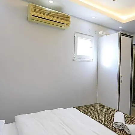 Istanbul Guesthouse Hostel فندق اسطنبول