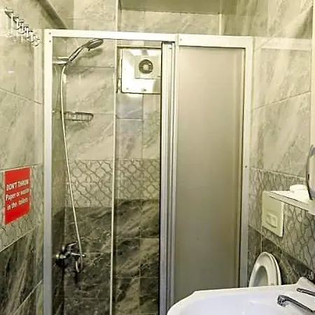 Istanbul Guesthouse Hostel